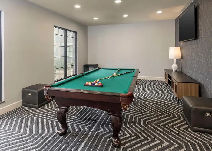 Homewood By Hilton North-happy Valley Hotel 3*